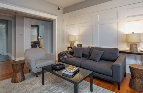 Central West End Apartment | Spacious CWE Apts near BJC by Zencity