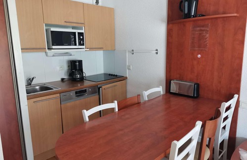 La Mongie Apartment | Spacious Duplex, 7 Sleeps, South-Facing, Indoor Pool & Gym, Covered Parking