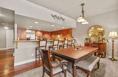 Kirkwood House | Spacious Elegance-Kirkwood-Timber Ridge 3 Bedroom 3 Residence