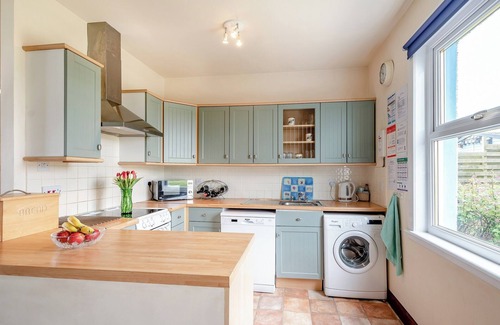 Drummore Cottage | Spacious family cottage with open fire and garden overlooking the sea.