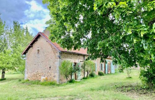 Cause-de-Clerans House | Spacious Family Home with Private Pool, Garden and Forest, Dordogne Countryside