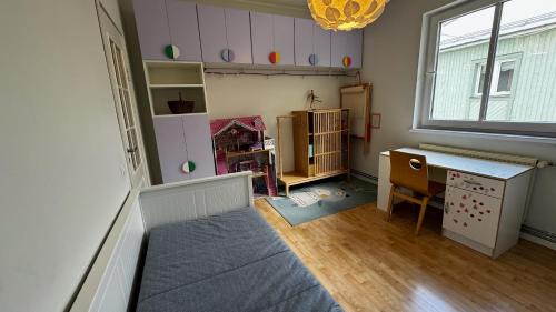 Kesklinn Apartment | Spacious Family-friendly Apartment, Free Parking