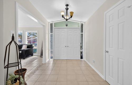 La Porte House | Spacious Family Home BBQ and Outdoor Area