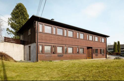 Baerum Municipality Apartment | Spacious family house with private garden 4 bedrooms