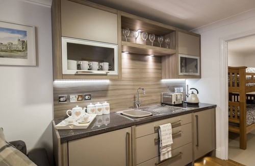 Merthyr Tydfil Apartment | Spacious Flat by Taff Trail - Ideal for Groups
