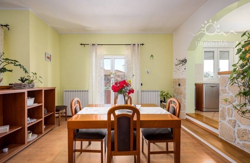 Murine Apartment | Spacious four bedroom apartment in a quite location