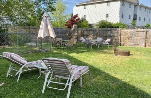 Port Clinton House | Spacious Getaway!