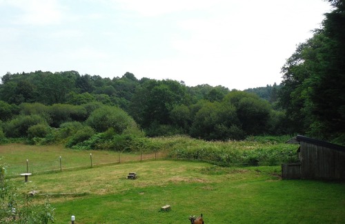 Huelgoat Apartment | Spacious Gite Situated In Beautiful Countryside easy walk to Huelgoat village