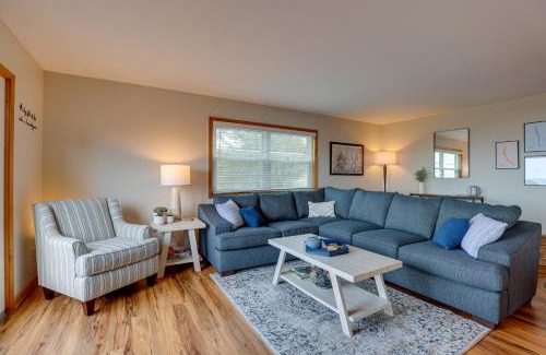 Hammondsport House | Spacious Hammondsport Home on 6 Acres with Lake View