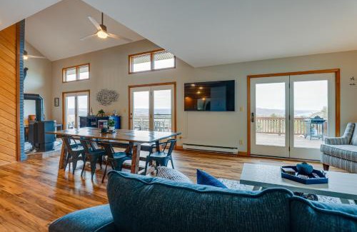 Hammondsport House | Spacious Hammondsport Home on 6 Acres with Lake View