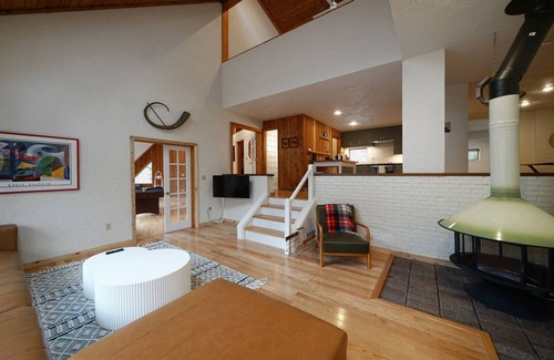 Athens House | Spacious Hidden Gem in Athens OH