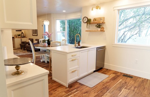 Orchard South House | Spacious Home and Large Backyard