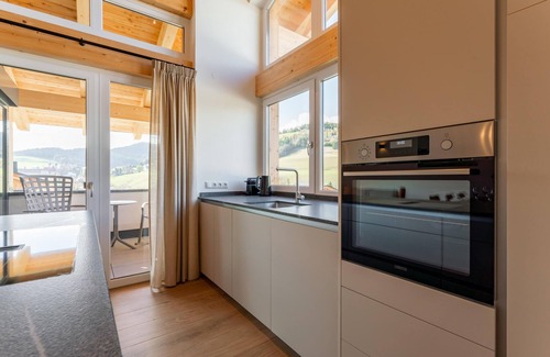 Sankt Lambrecht House | Spacious home located directly at the slopes