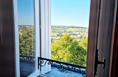 Angouleme House | Spacious house in the center of the ramparts!
