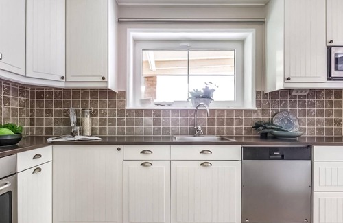 Tollarp House | Spacious house with sauna, whirlpool and close to the forest.