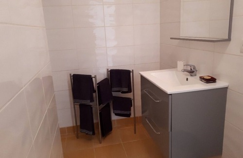 Bricqueville House | Spacious independent 90m2 4 people near the landing beaches