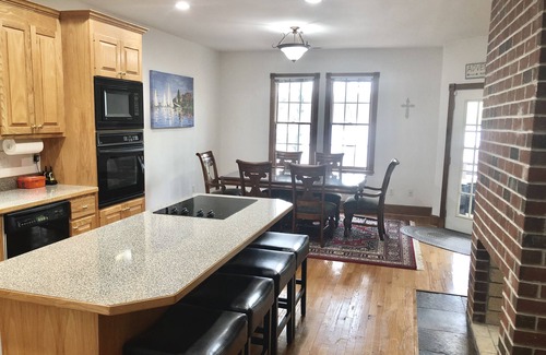 Bracey House | Spacious Lakefront Home, Amazing Views, Nice Dock, Sleeps 20 comfortably-Private