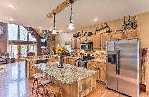 Deadwood House | Spacious Lead Getaway with Private Hot Tub and Deck!