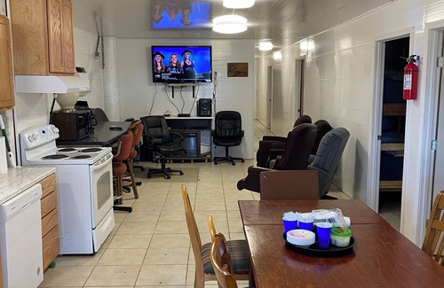 Delacroix Cabin | Spacious lodge with 6 bedrooms, 7 baths, WiFi and A/C Fishing charters available