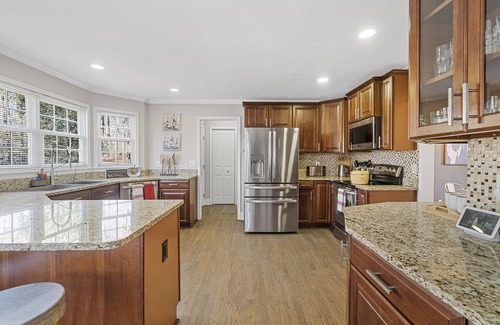 Charlotte House | Spacious Private 5BR-Perfect for Family Gathering in Charlotte