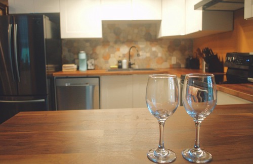 Chalk River Cottage | Spacious & Private Cottage | Escape into Nature| Deep River, Algonguin