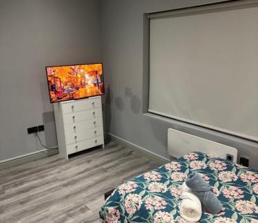 Perry Vale House | Spacious room