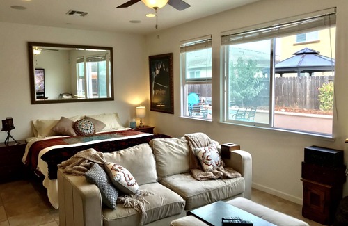 Gilroy Apartment | Spacious relaxing expanded in law suite. Private entrance on side of the home.