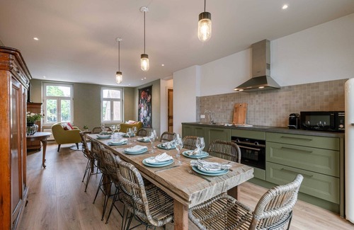 Oedelem Apartment | Spacious Retreat for 10 Guests in Oedelem