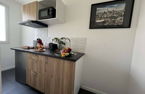 Chatellerault Apartment | Spacious studio 2/4 pers. + sofa | Ideal for business & weekends