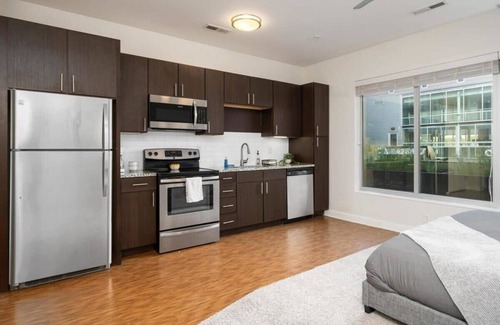Grandview Heights Apartment | Spacious Studio with great amenities