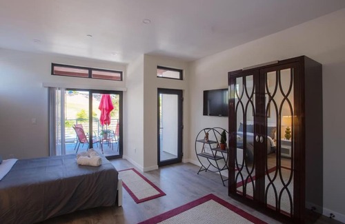 Bankers Hill Hotel | Spacious Studio with Incredible Balboa Park View