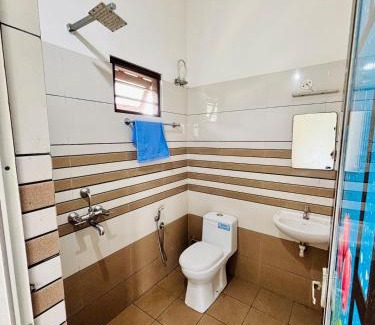 Kakkanad Apartment | Spacious, Sweet home in town,