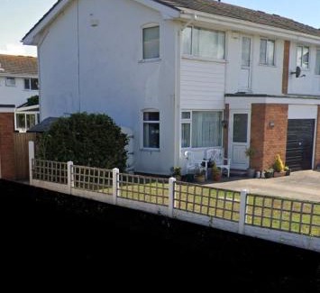 Penrhyn Bay House | Spacious three bedroom property in Penrhyn bay - sleeps 6