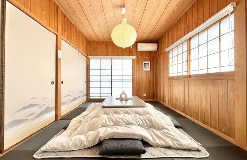 Ozu House | Spacious Traditional Japanese house by Restavio