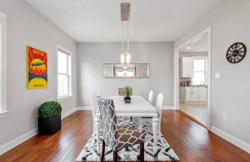 Mosby House | Spacious, Vibrant Home 'n Central Richmond, VA!