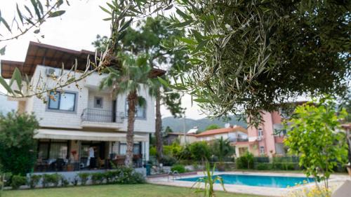 Goynuk Villa | Spacious Villa with Sea and Mountain View