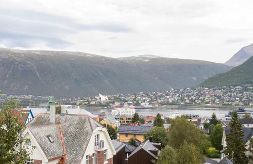 Tromso Apartment | Spacious with a great view over Tromsø