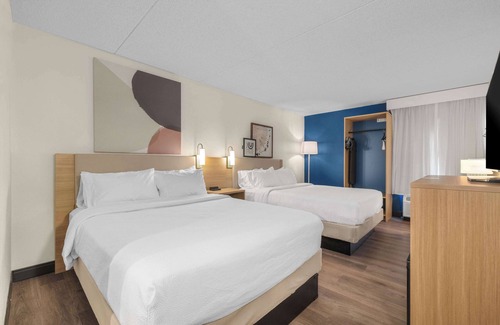 Briargate Hotel | Spark by Hilton Colorado Springs I 25 Central