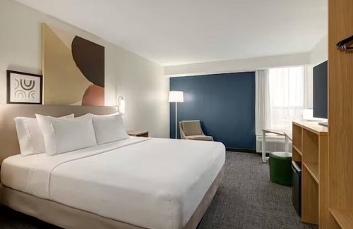 Lockport Hotel | Spark by Hilton Lockport