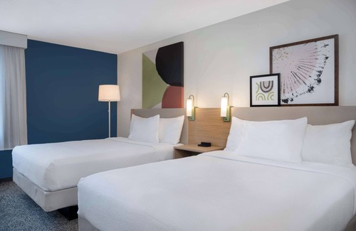 Savannah Hotel | Spark by Hilton Savannah Midtown