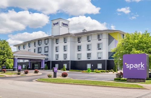 Shepherdsville Hotel | Spark by Hilton Shepherdsville Louisville South