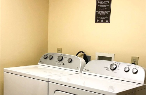Shepherdsville Hotel | Spark by Hilton Shepherdsville Louisville South