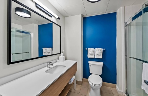 Pine Forest Hotel | Spark by Hilton Spring Lake Fayetteville