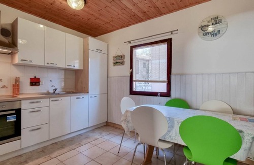 Krizine House | Special holiday home only 50 metres to the beach with BBQ, sea view, parking space