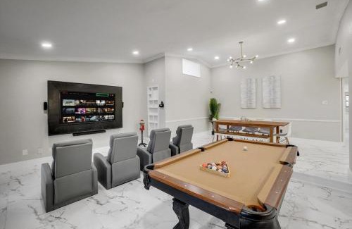 Northeast Carrollton House | Spectacular 4BR 2,5BA Holiday Home with Pool and Grill
