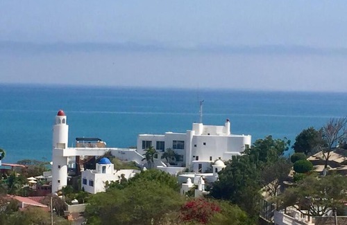 Punta Blanca Apartment | spectacular view of coastline and Pacific Ocean