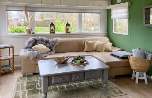 Workum House | Spend a wonderful vacation in the inviting vacation home near the beach.