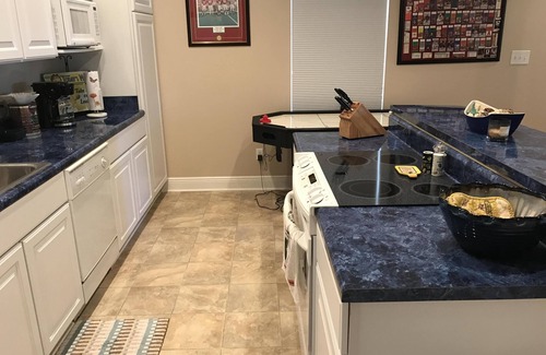 Theodore Apartment | Spend The Night On Historic And Beautiful Mobile Bay