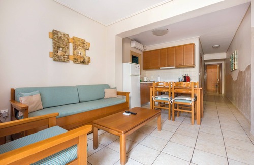 Agii Anargiri Apartment | Spetses Center Comfy Apartment 2