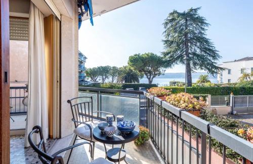 Barbarano Apartment | Spiaggia d'oro Apartment Lake View